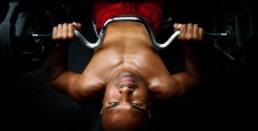 筋トレの停滞期にはチーティングとストリクトを取り入れて打破！【挙上重量を増やす】