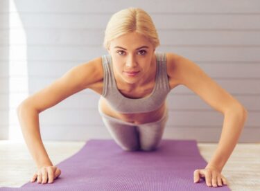 垂れ乳・垂れた胸を戻すには筋トレ？女性のバストアップに筋トレを！